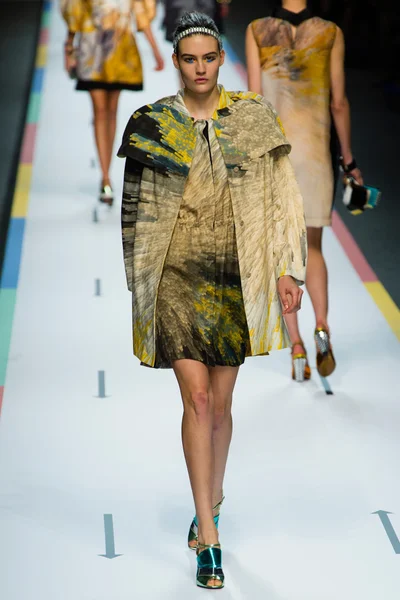 Look 43